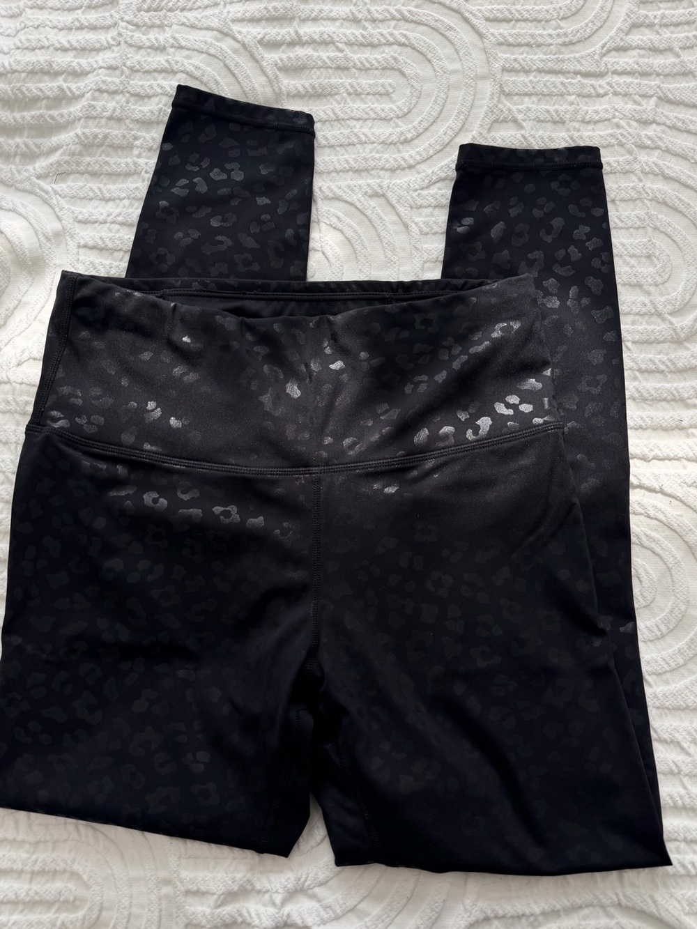 Black Shiny Leopard Print Leggings